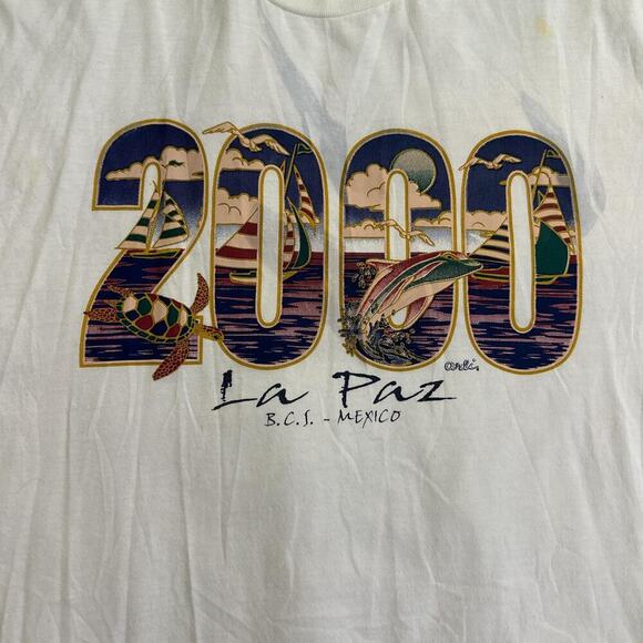 White 2000 La Paz Mexico Graphic Tee - Picture 2 of 6